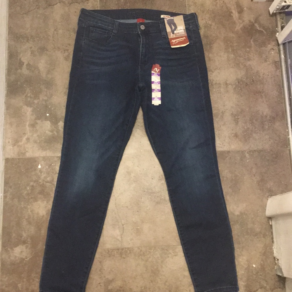 jeans